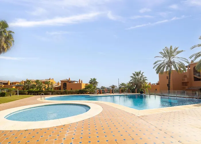 3 Bed In Gazules Del Sol *