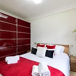 3 Bed In Gazules Del Sol Estepona