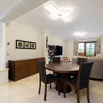 3 Bed In Gazules Del Sol Estepona