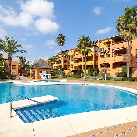 Apartamento 3 Bed In Gazules Del Sol Estepona