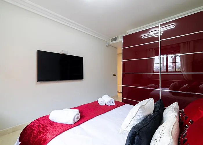 Apartment 3 Bed In Gazules Del Sol Estepona