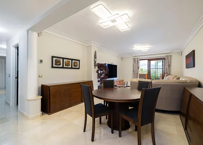 3 Bed In Gazules Del Sol Estepona